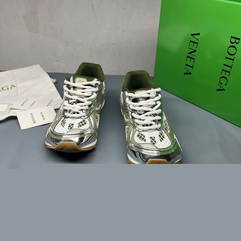 bo*te*ga Ve*ne*ta sneakers